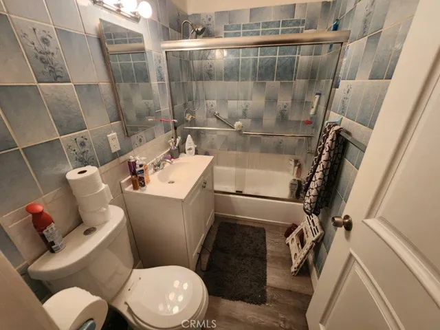 14929 Freeman Avenue, Lawndale, California 90260