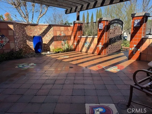 880 Dennis Avenue, Simi Valley, California 93065