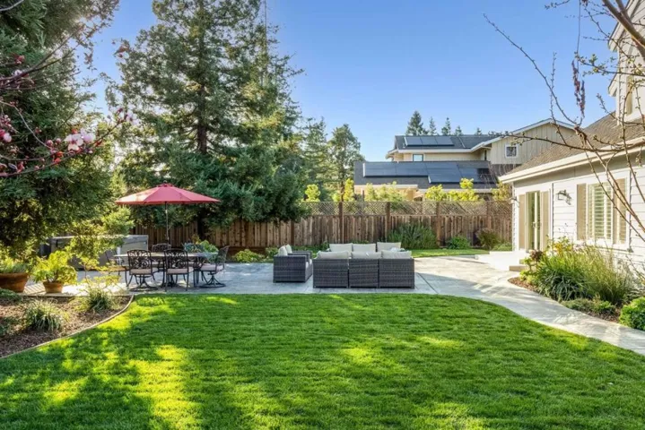 735 Sleeper Avenue, Mountain View, California 94040