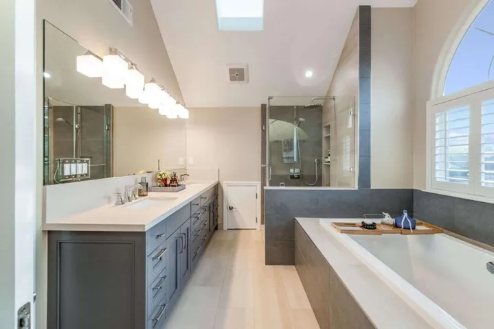 735 Sleeper Avenue, Mountain View, California 94040