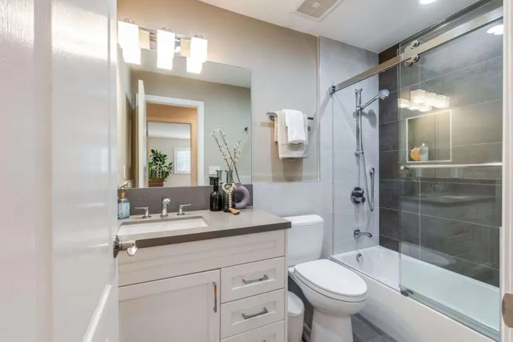735 Sleeper Avenue, Mountain View, California 94040
