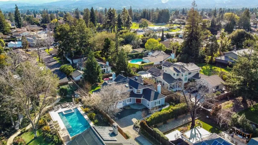 735 Sleeper Avenue, Mountain View, California 94040