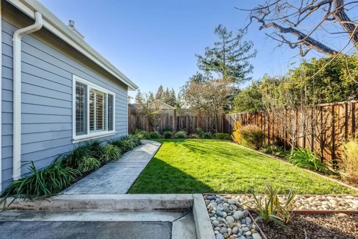 735 Sleeper Avenue, Mountain View, California 94040
