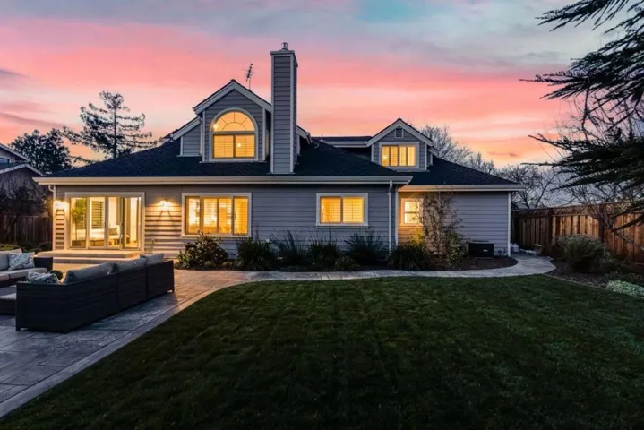 735 Sleeper Avenue, Mountain View, California 94040