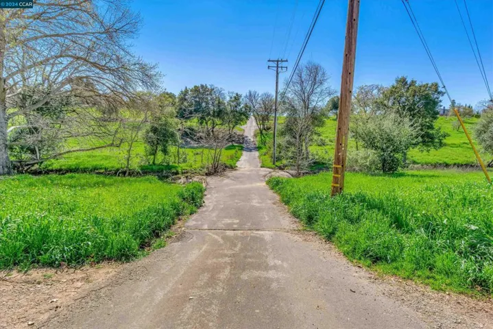 4655 Melody Dr A, Concord, California 94521