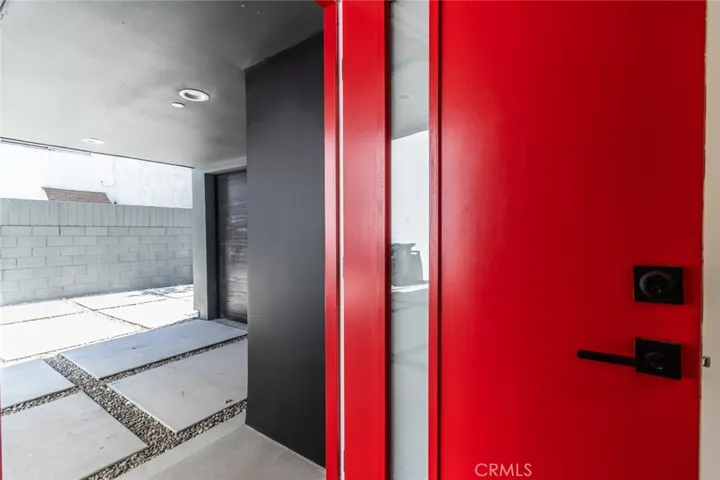 5636 Woodman Avenue 1/2, Van Nuys, California 90401
