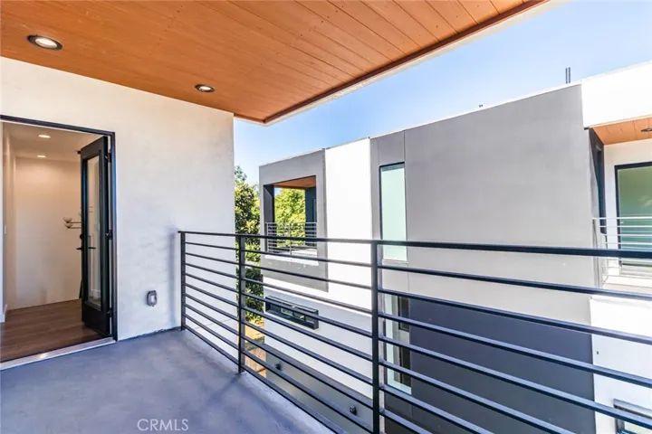 5636 Woodman Avenue 1/2, Van Nuys, California 90401