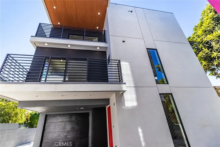 5636 Woodman Avenue 1/2, Van Nuys, California 90401