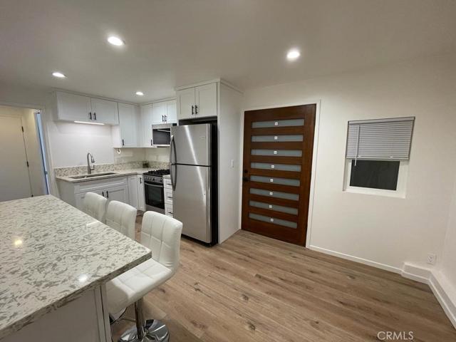 22331 Vanowen Street Unit A, Canoga Park, California 91303