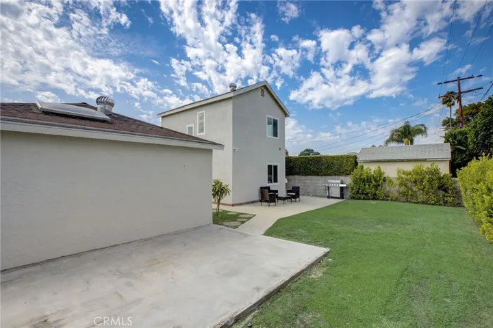 6212 Cleon Avenue, North Hollywood, California 91606