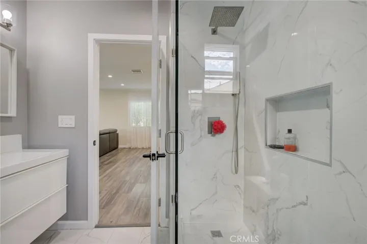 6212 Cleon Avenue, North Hollywood, California 91606