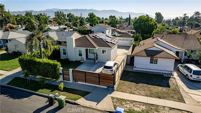 6212 Cleon Avenue, North Hollywood, California 91606