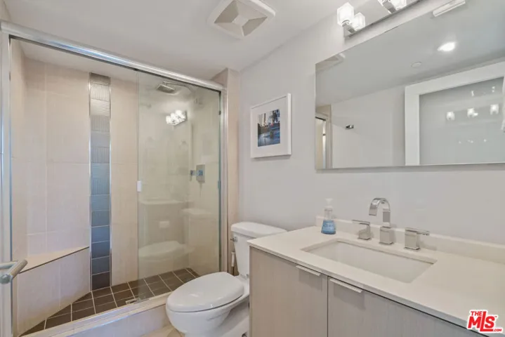 600 S Ridgeley Drive Ph9, Los Angeles, California 90036
