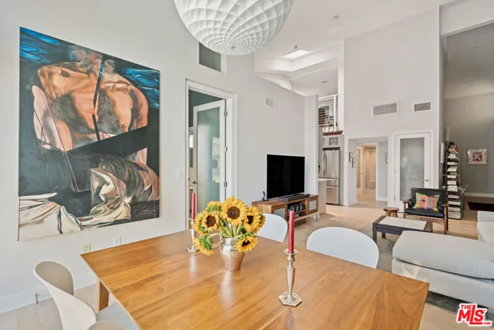 600 S Ridgeley Drive Ph9, Los Angeles, California 90036