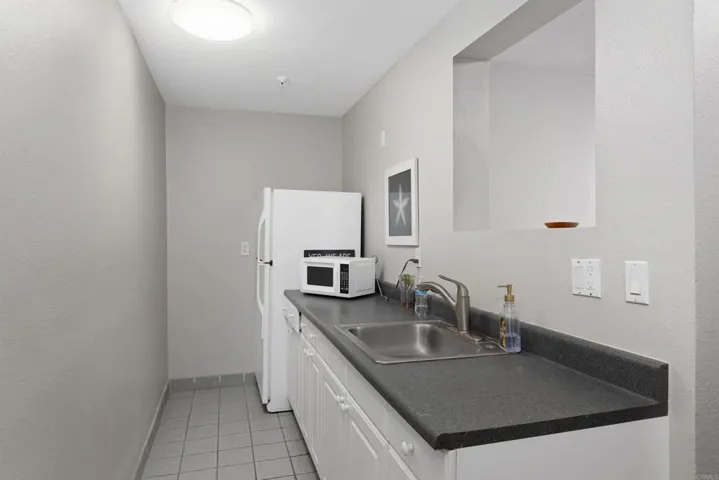 Community Room Kitchen