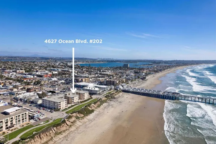 4627 Ocean Boulevard 202, San Diego, California 92109