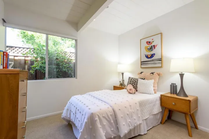 3805 Carlson Circle, Palo Alto, California 94306