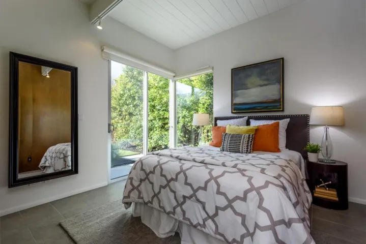 3805 Carlson Circle, Palo Alto, California 94306