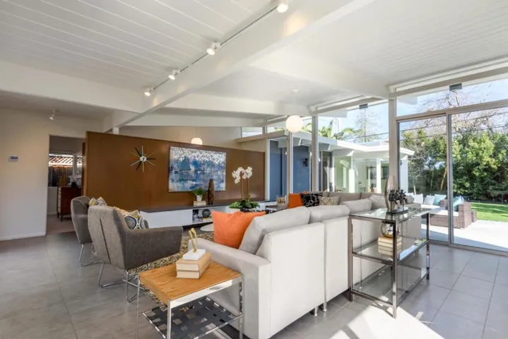 3805 Carlson Circle, Palo Alto, California 94306