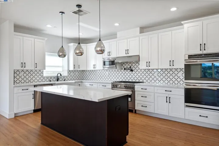 1491 W Prospect Ave, Martinez, California 94553