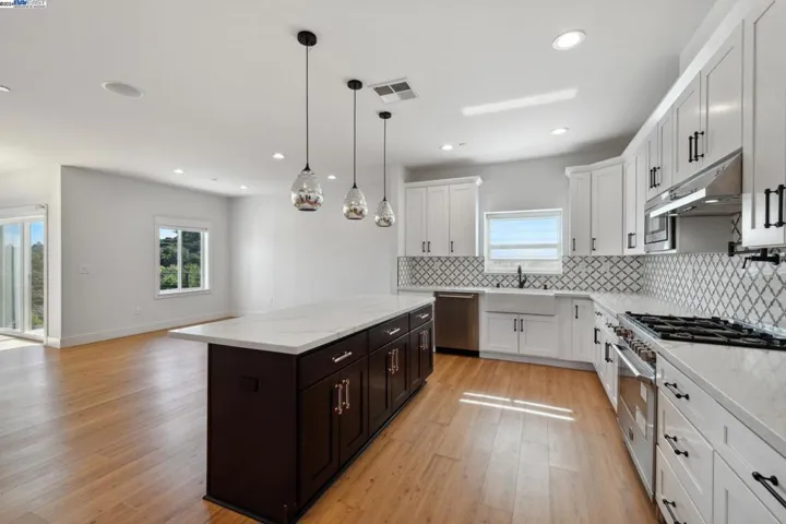 1491 W Prospect Ave, Martinez, California 94553