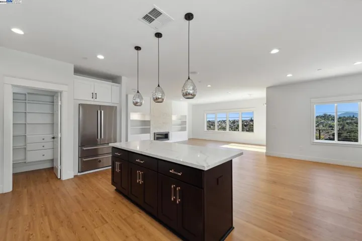 1491 W Prospect Ave, Martinez, California 94553