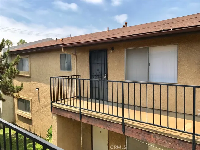 907 N Dalton Avenue D, Azusa, California 91702