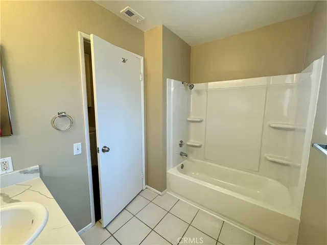 907 N Dalton Avenue D, Azusa, California 91702
