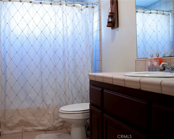 17591 Adobe Street, Hesperia, California 92345