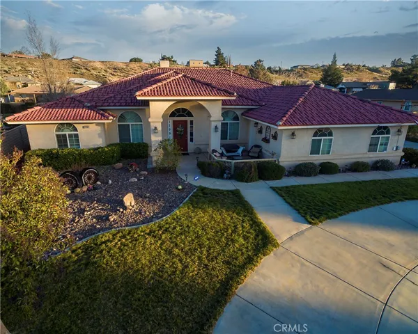 17591 Adobe Street, Hesperia, California 92345