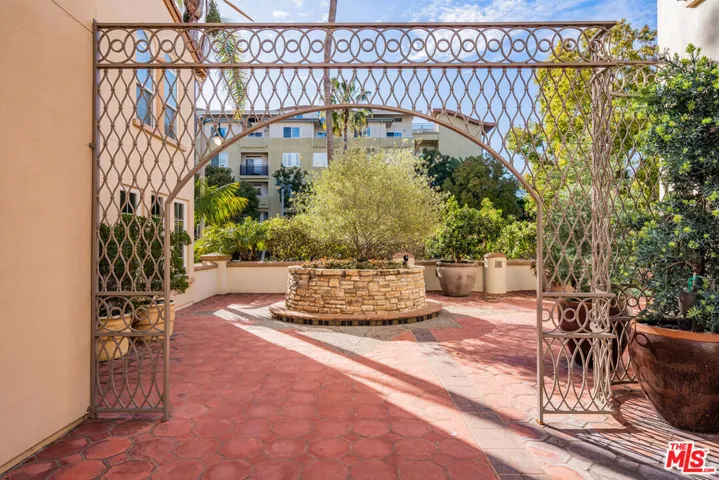 5935 Playa Vista Drive 416, Playa Vista, California 90094