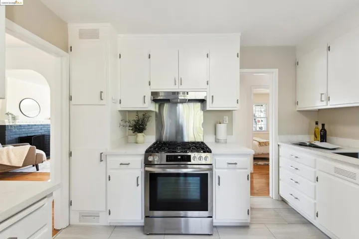 2078 Whelan Ave, San Leandro, California 94577