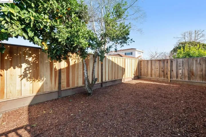 2078 Whelan Ave, San Leandro, California 94577