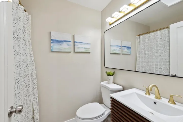 2078 Whelan Ave, San Leandro, California 94577