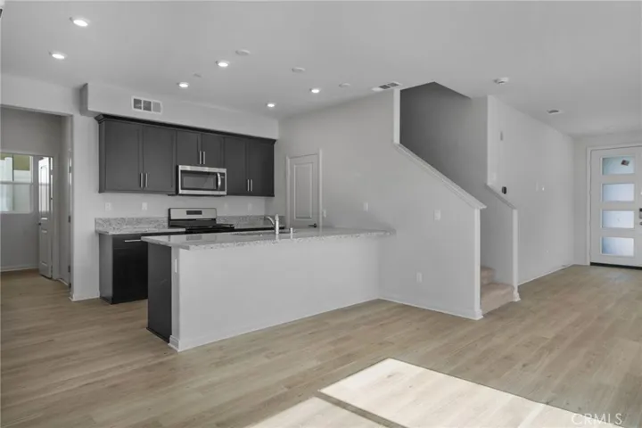 1518 Wingwood Lane, Vista, California 92083