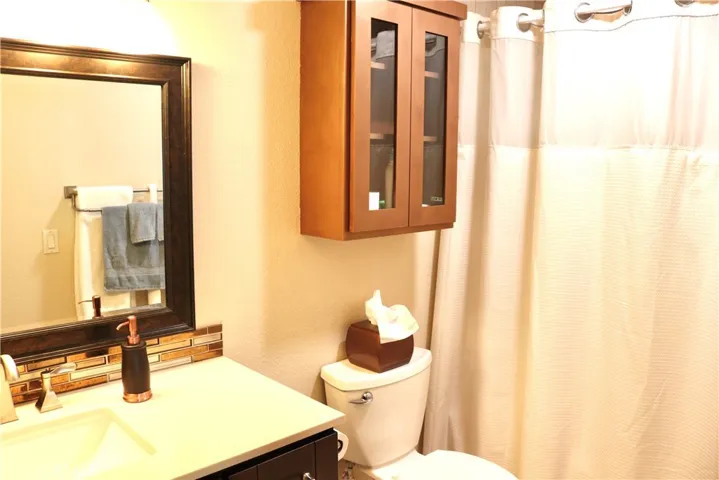 902 Hollow Brook Lane 132, Costa Mesa, California 92626