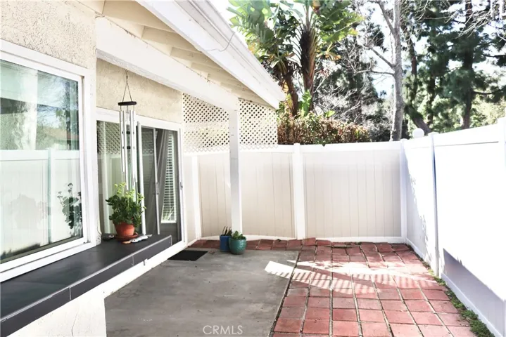 902 Hollow Brook Lane 132, Costa Mesa, California 92626