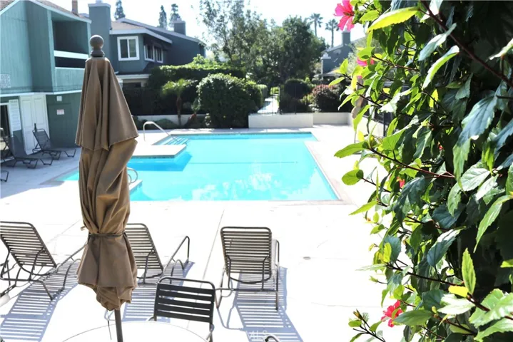 902 Hollow Brook Lane 132, Costa Mesa, California 92626