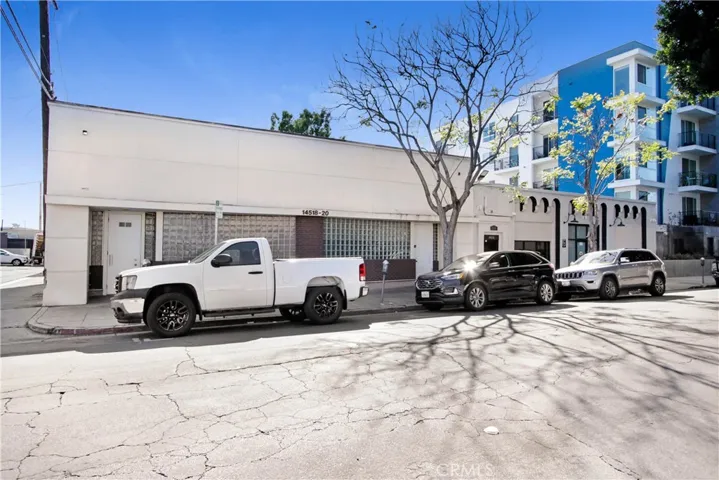 14520 Erwin Street, Van Nuys, California 91411