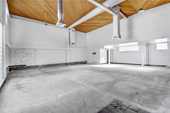14520 Erwin Street, Van Nuys, California 91411