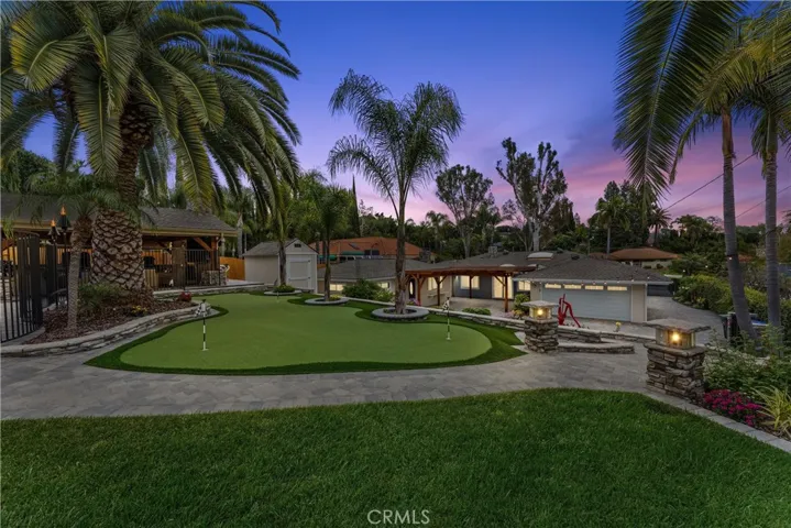 Practice your putting game for the weekend