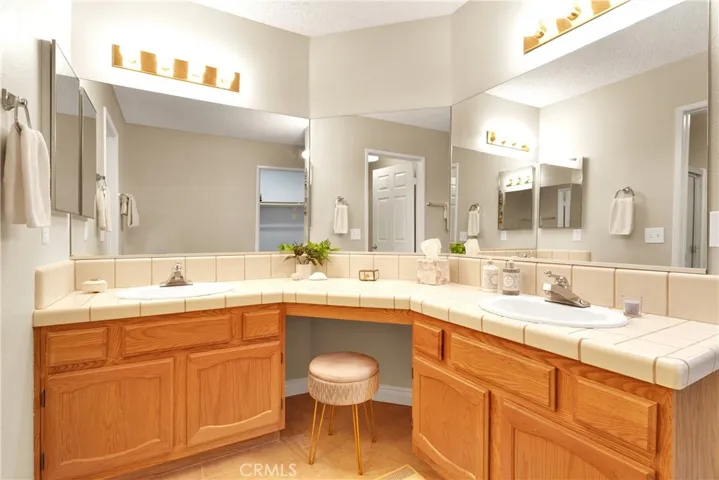11674 Cedar Place, Apple Valley, California 92308