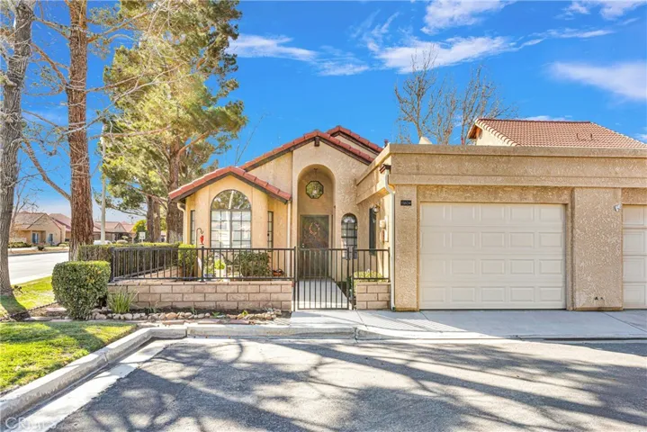 11674 Cedar Place, Apple Valley, California 92308
