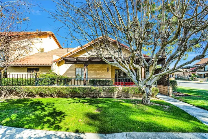 11674 Cedar Place, Apple Valley, California 92308
