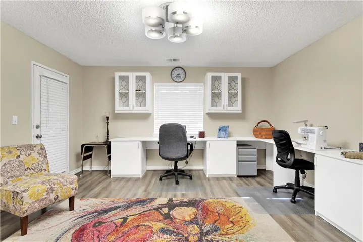 11674 Cedar Place, Apple Valley, California 92308