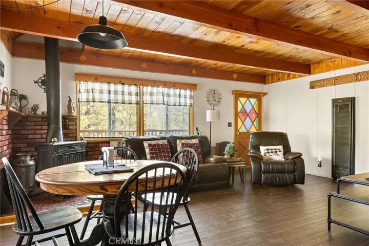 129 W Deer Horn Drive, Big Bear City, California 92314