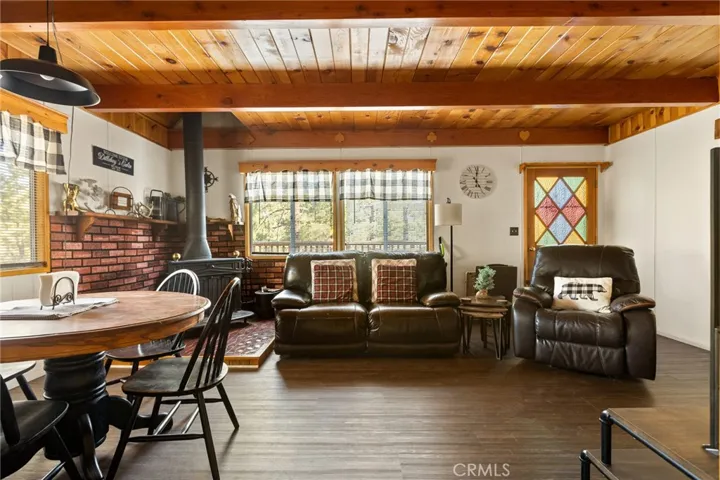 129 W Deer Horn Drive, Big Bear City, California 92314