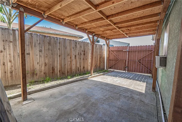 Covered Side Patio/Carport Parking