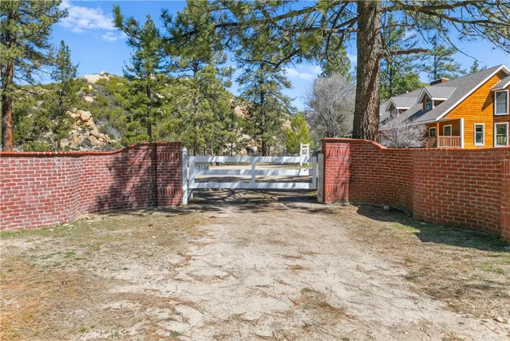 36100 Butterfly Peak Road, Mountain Center, California 92561