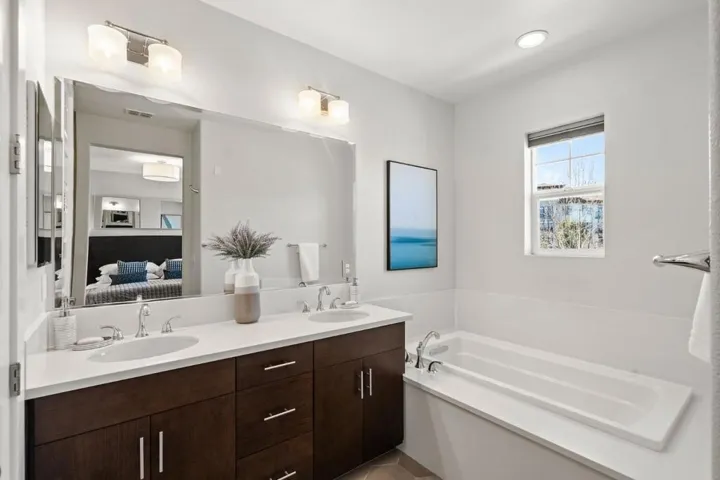 2915 Baze Road A2, San Mateo, California 94403